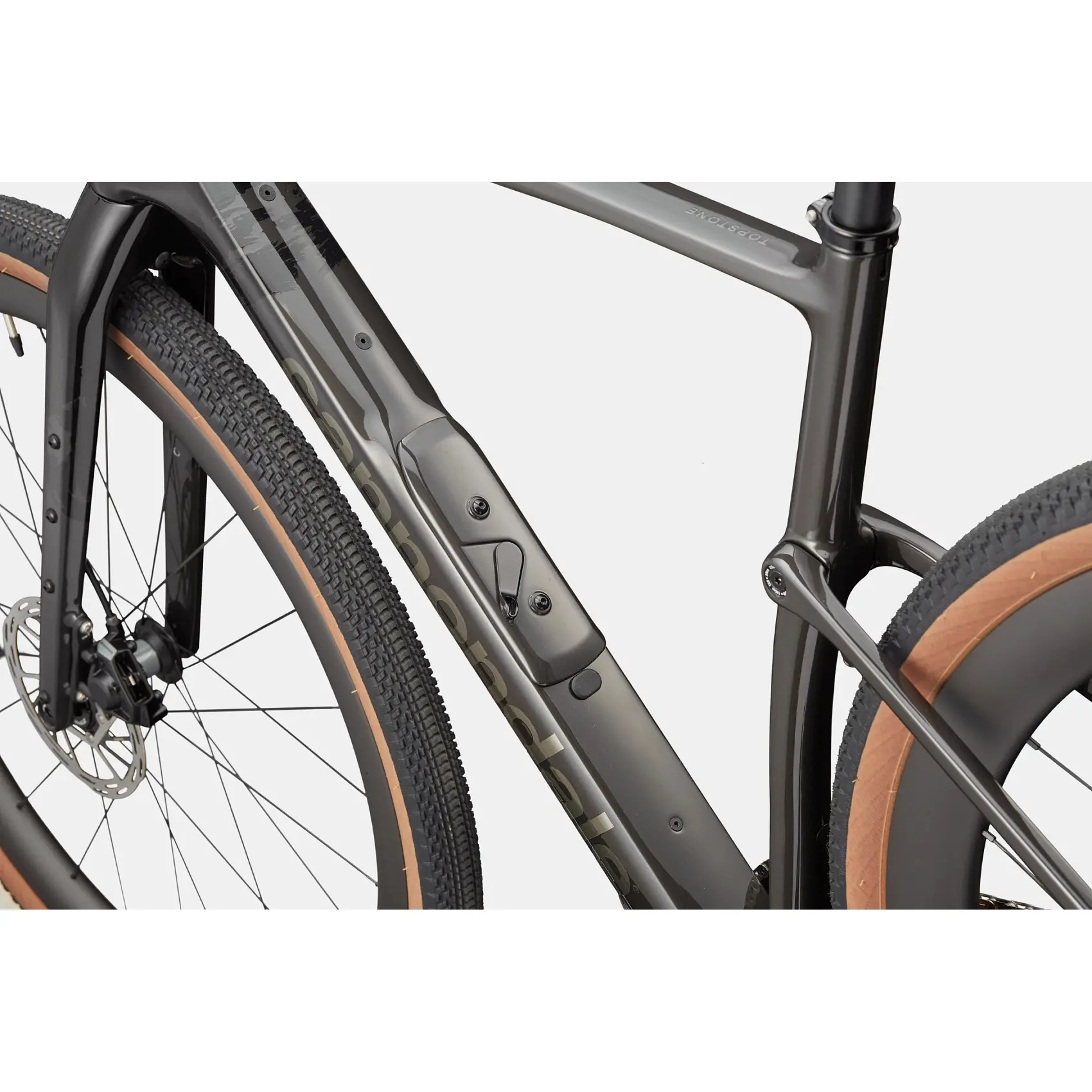 Cannondale Topstone Carbon 1 SRAM Rival AXS XPLR 13v: recensione gravel premium - immagine 7