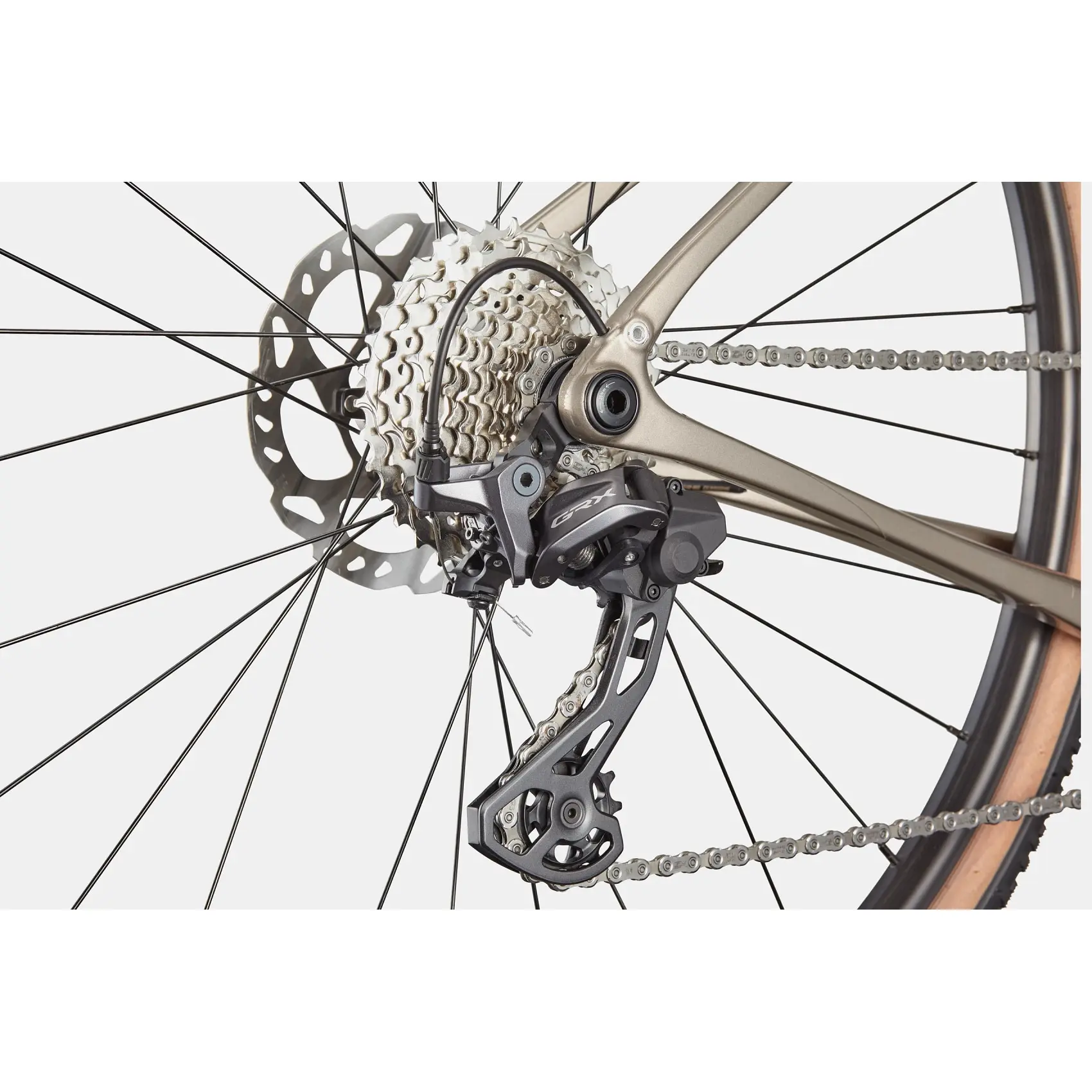 Cannondale Topstone Carbon 3 Shimano GRX 2x12v: recensione bici gravel - immagine 6