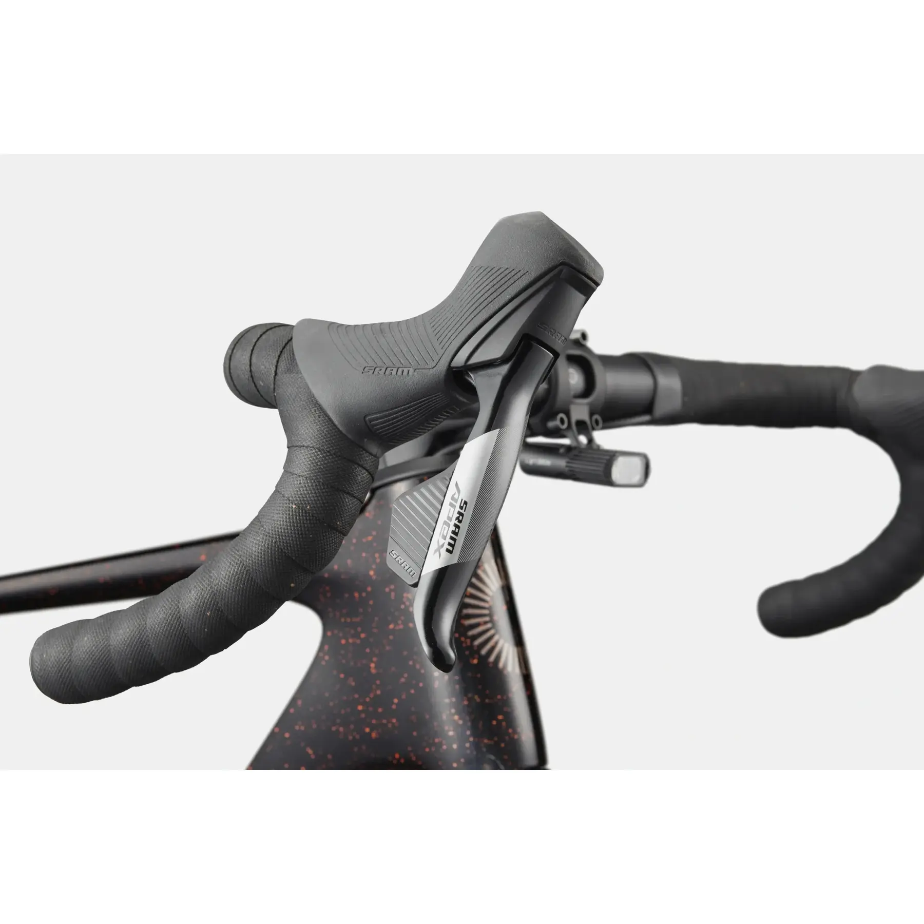 Cannondale Topstone Carbon 2 AXS SmartSense STVZO SRAM GX Eagle AXS T-Type: recensione gravel - immagine 4